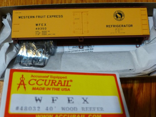 Accurail HO #48032 WFEX Rd. #49350 Western Fruit Express / Kit frigorífico de madera de 40' | Zustand: New