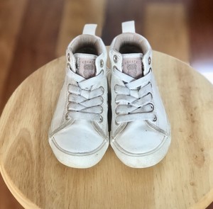 h and m white sneakers