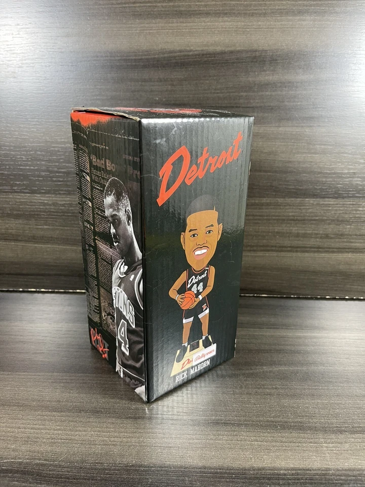 Rick Mahorn Bobblehead Detroit Pistons Legends Bobblehead Bad Boys SGA 26/12/23 Foto 2 de 3