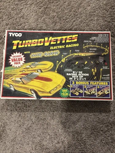 TYCO Turbo Vettes Electric Racing Slot Track Set Nite-Glow Glowing 6676