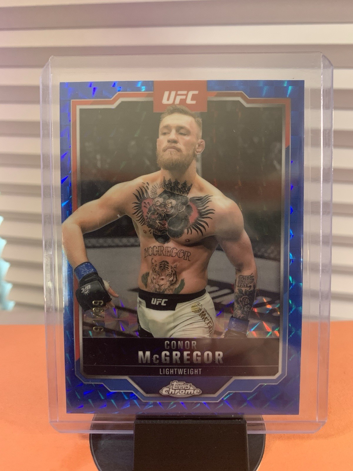 2025 Topps Chrome UFC Conor McGregor #101 Geometric Blue Refractor /99