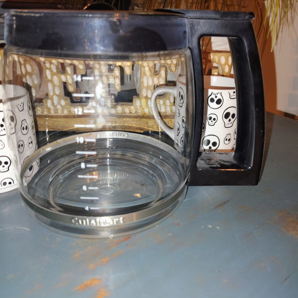 Cuisinart DCC-2650 12-Cup Extreme Brew Programmable Coffee Maker - Image 2 of 4