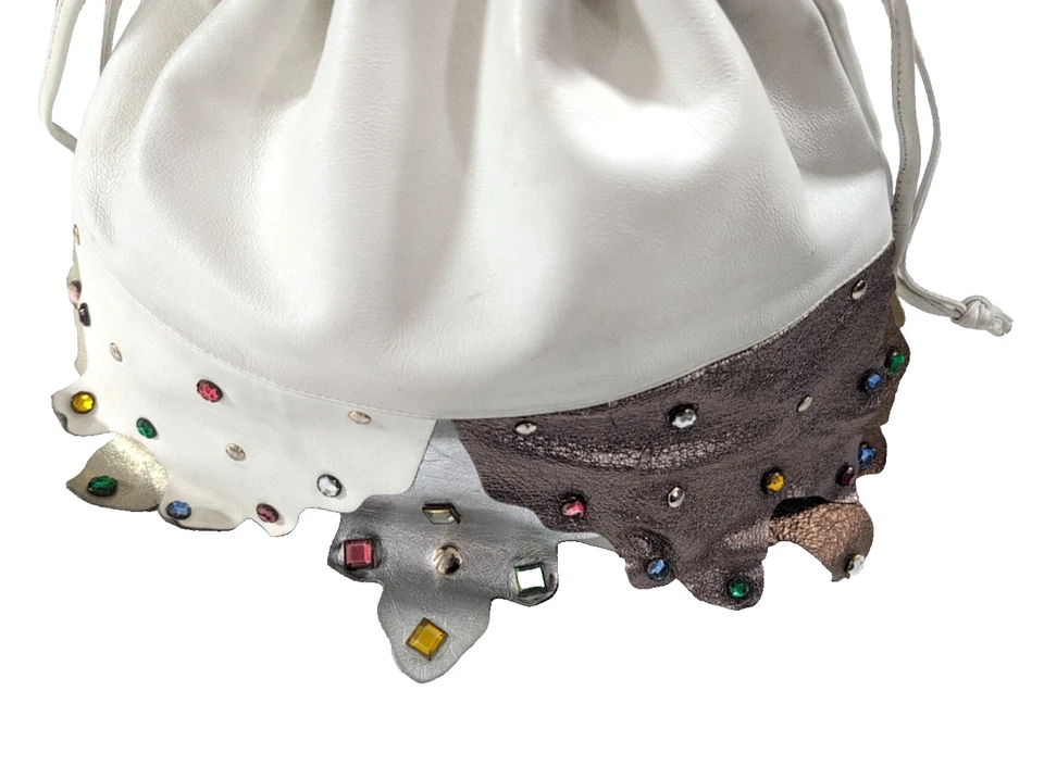 Vintage 80’s Jewel Covered Bucket Bag Purse White Leather - Image 4 of 4