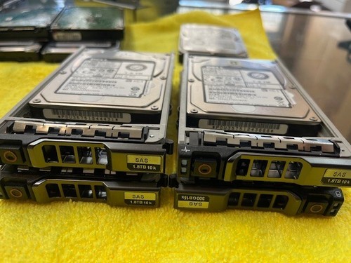 Lot of 4 DELL 1.8TB 10K 12G 2.5" - Picture 2 of 4