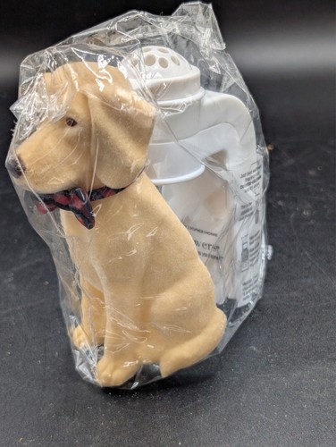 BATH & BODY WORKS WALLFLOWER PLUG IN UNIT HOLDER DIFFUSER YELLOW LABRADOR DOG - Picture 3 of 3