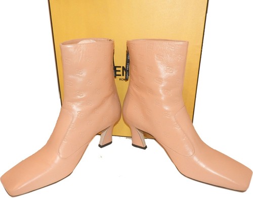Fendi Ankle Boots Vitello Karligraphy FFreedom Zipper Booties 38.5 Nude Beige - Picture 6 of 9
