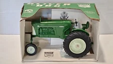 1991 Spec Cast Collector's Edition Oliver 880 Tractor 1/16 1 of 2500 NIB