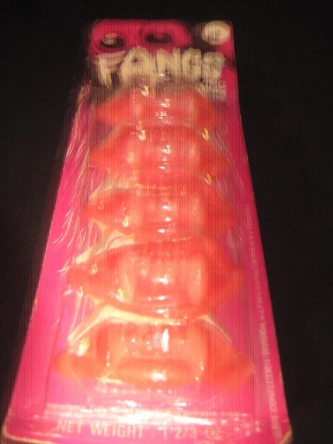 Vintage 1960s FANGS wax gum MOC imagineering vampire Halloween monster - Image 4 of 4