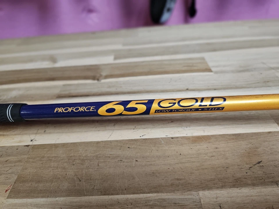 Cleveland Titanium Quadpro 10.5 Driver Stiff Flex Club - Image 3 of 4