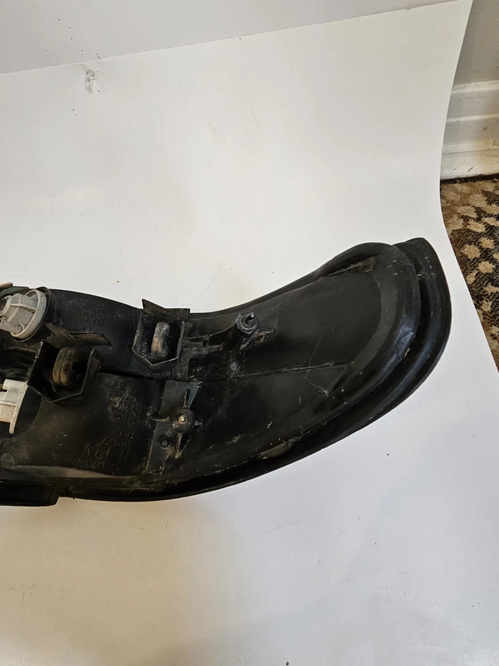 1994-1999 TOYOTA CELICA ТРАНСФОРМИРУЕМЫЙ ЗАДНИЙ ФОНАРЬ В СБОРЕ ПРАВАЯ ПАССАЖИРСКАЯ СТОРОНА OEM  - Изображение 3 из 4