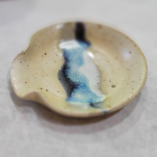 Poggiacucchiaio DirtWorks con smalto blu e beige NC ceramica - Foto 1 di 8