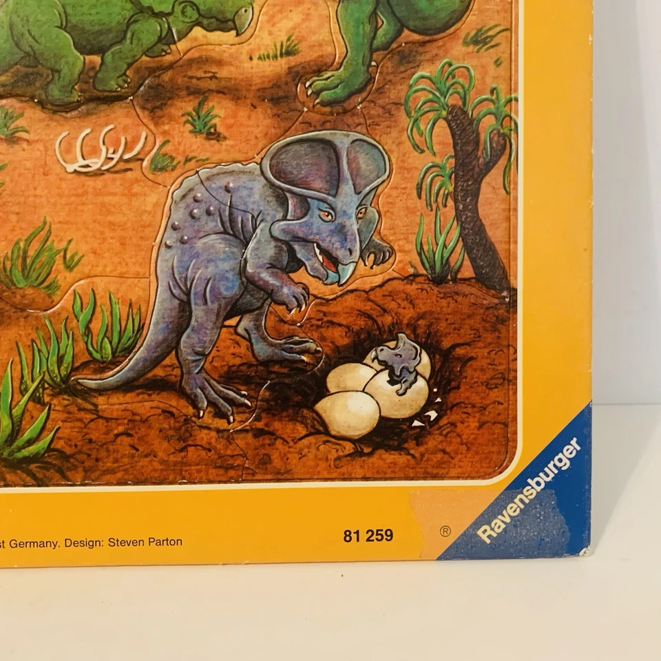 Otto Maier Verlag Ravensburg Dino Secret Frame Tray Puzzle, West Germany 1987 - Image 2 of 4