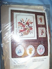 Vintage Artcraft Concepts "Floral Minis" No. 3758 Cross Stitch Kit