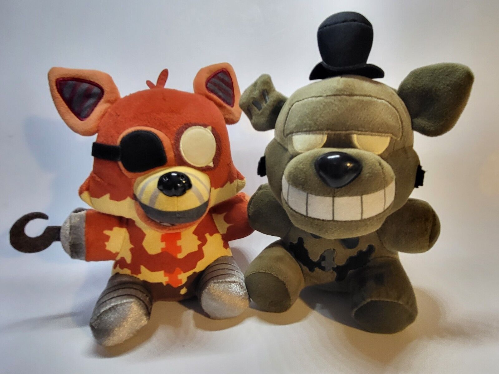 Friday Five Nights at Freddy's Grim Foxy plush toy 17,5cm