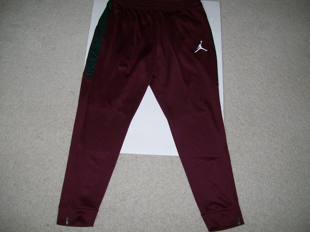 maroon nike joggers
