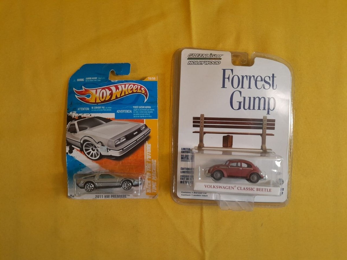 Hot Wheels　GREENLIGHT Hot Wheels Nissan 300zx Modern Classics Diecast Yellow Z32
