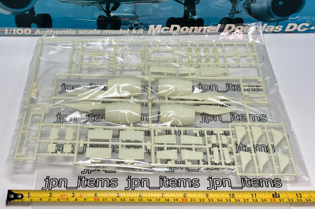 Moomins FINNAIR Doyusha 1/100 McDonnell Douglas DC-10 Plastic