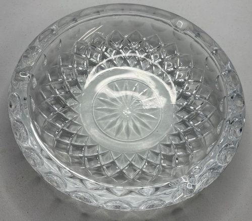 Posacenere vintage in vetro trasparente taglio diamantato base starburst pesante 7 pollici - Foto 1 di 7
