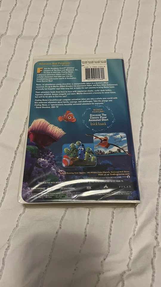 Walt Disney/ Pixar Film- Finding Nemo (VHS, 2003) Clamshell - Image 2 of 3