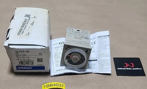 *NEW SURP* Omron H3CR-A8E Timer 1.2s To 300h 100-240Vac 100-125Vdc + Warranty!