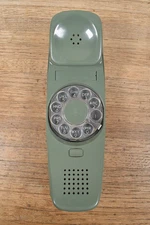 Vtg Bell System 2220B-51 Moss Green Telephone Handset with Rotary Dialer In Box