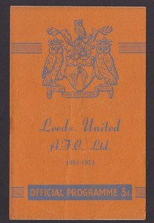 FOOTBALL PROGRAMME LEEDS UNITED V FULHAM 1952