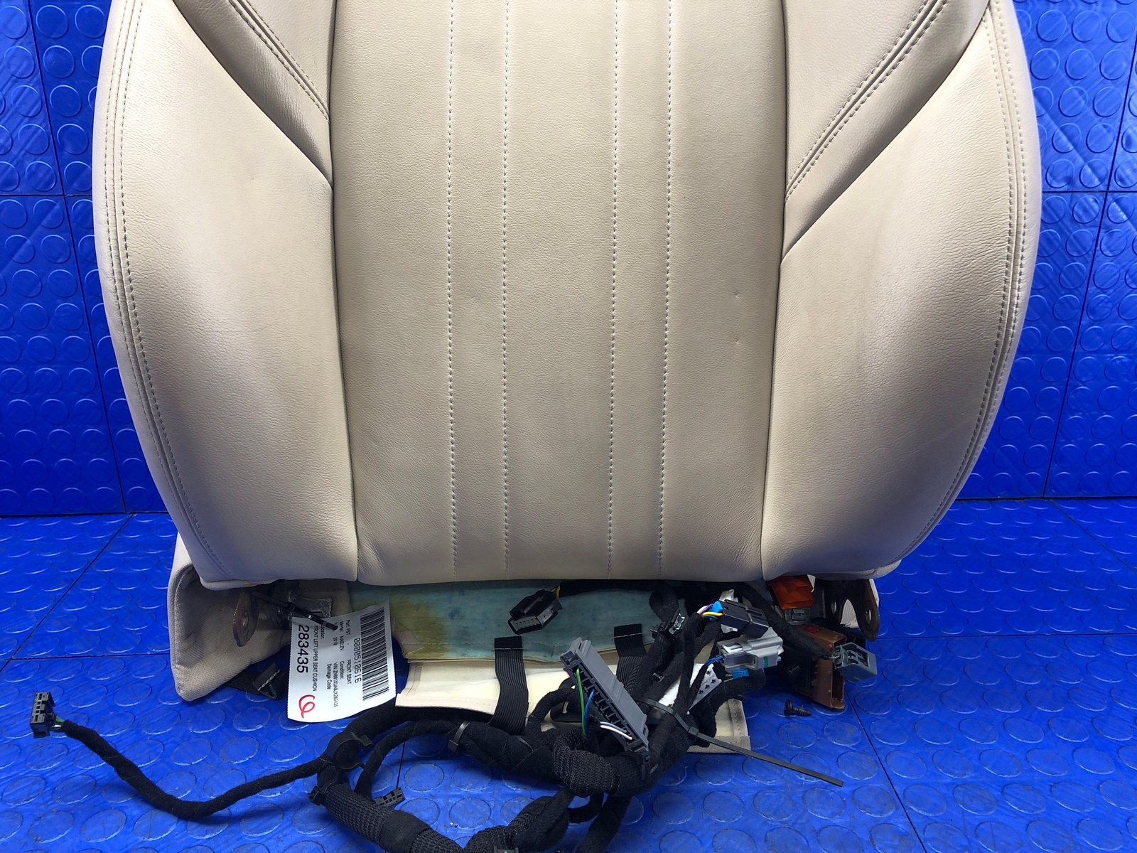 2017-2022 MASERATI LEVANTE FRONT LEFT UPPER SEAT CUSHION BACKREST BEIGE LEATHER