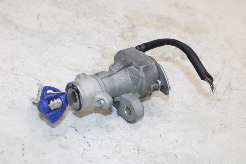 Suzuki SV650 2007 OEM bloqueo de encendido con llave Foto 2 de 4