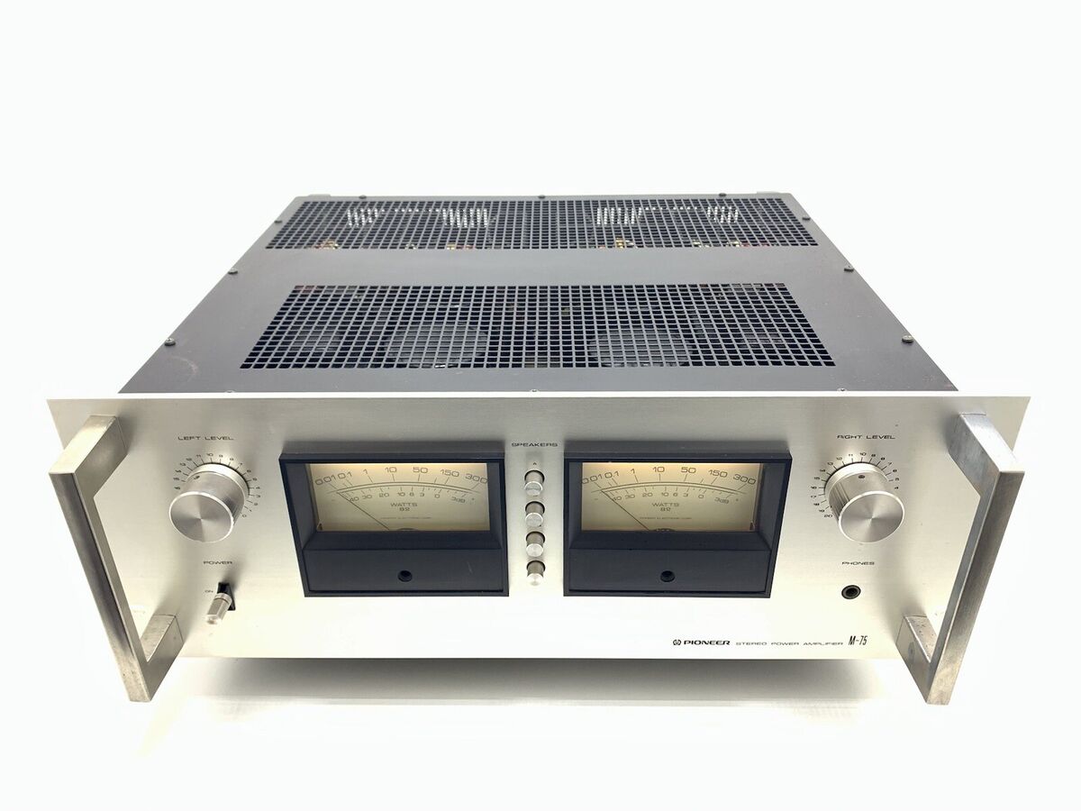 PIONEER M-75 / Spec 4 Stereo Power Amplifier Vintage 1977 300Watts RMS Good  Look