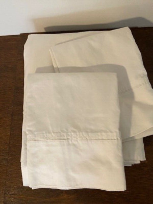 Pottery Barn King 700-Thread-Count Sateen Flat Sheet & 2 King Pillowcases, Ivory