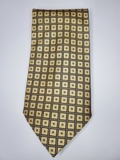 Nautica Tie / Gold Geometric / 100 Silk / L-57in  W-4in