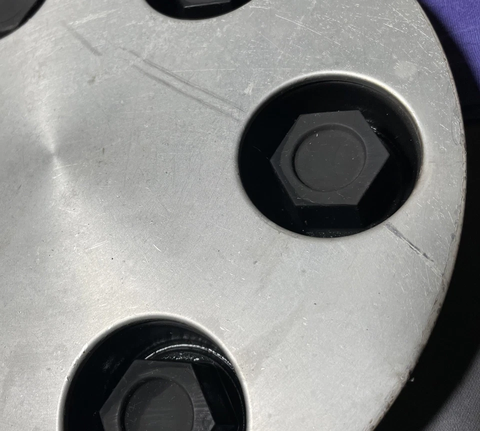 Tapacubos tapacubos tapa central rueda suburbana camioneta GMC Chevrolet 4x4 1992-1999 15650049 OEM Foto 3 de 4