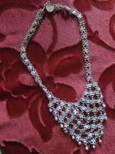 1 Bauchtanz Halsschmuck Kette aus Metallplättchen und Ösen silber