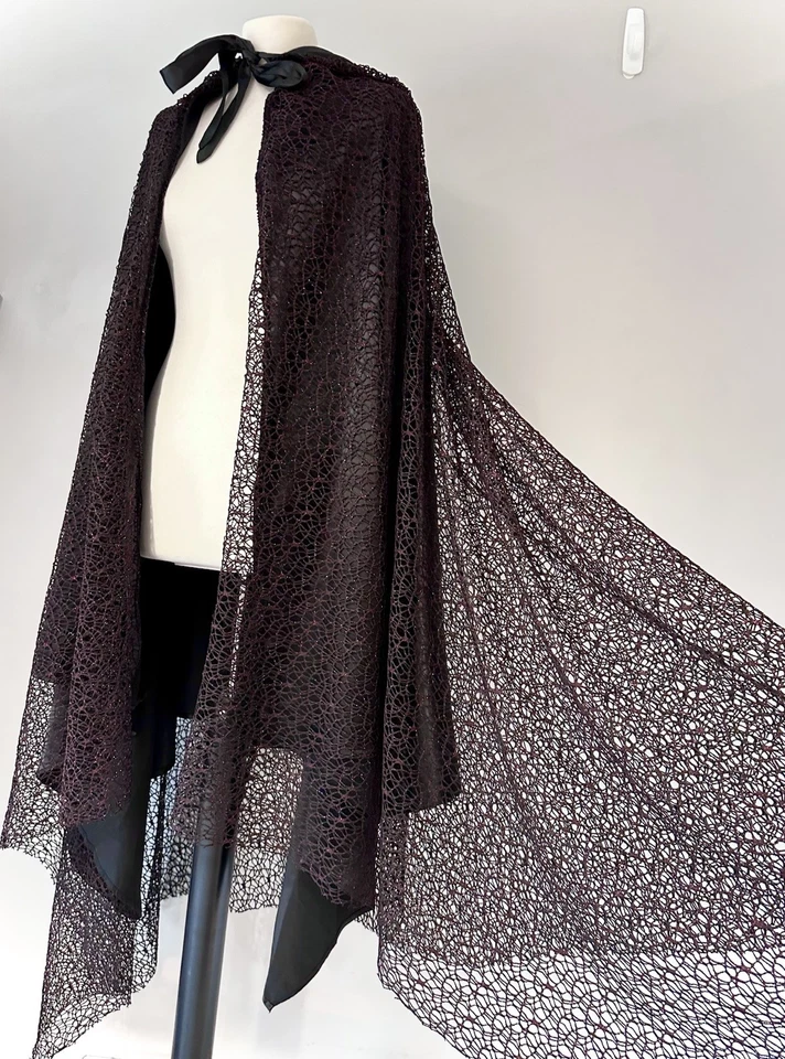 Dark In Love Black Red Glitter Hooded Net Long Gothic Costume Cape Cloak F BNWT - Image 4 of 4