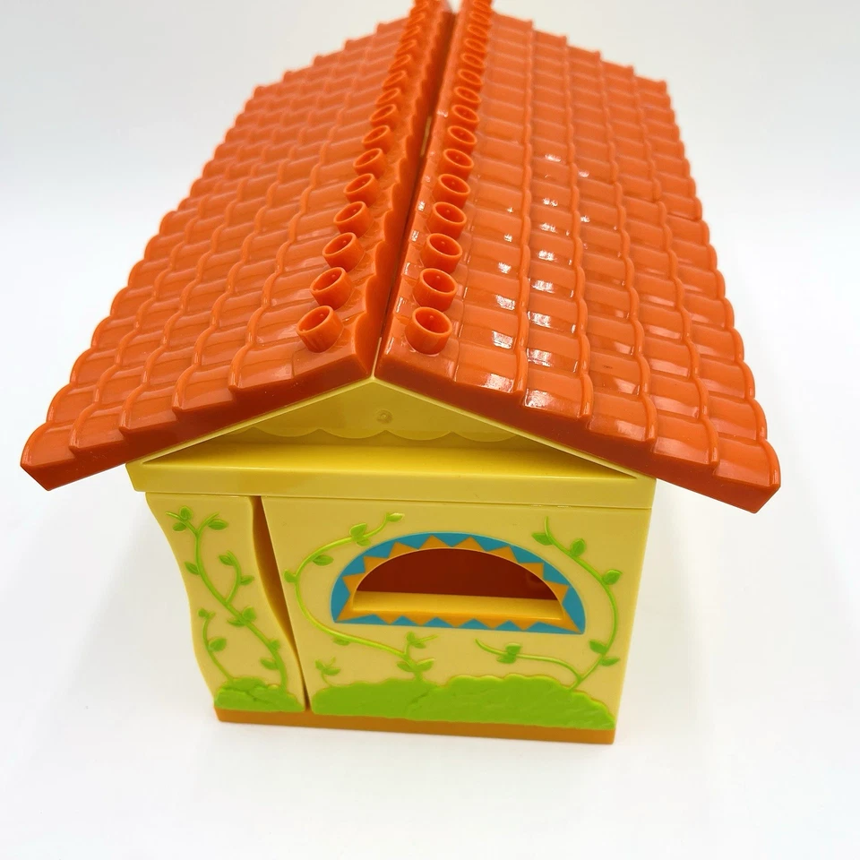 Dora the Explorer Mega Bloks Buildable House #3026 Lot - Image 3 of 4