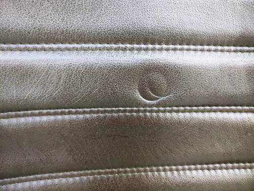 NICE USED ORIGINAL GENUINE PORSCHE 911 930 BLACK LEATHER RIGHT REAR SEAT BACK - Picture 4 of 8