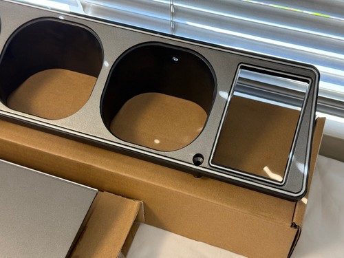 HOLDEN LH LX SS SILVER DASH KIT INC FACIA, GLOVEBOX, ASHTRAY 7PC KIT - Picture 9 of 12