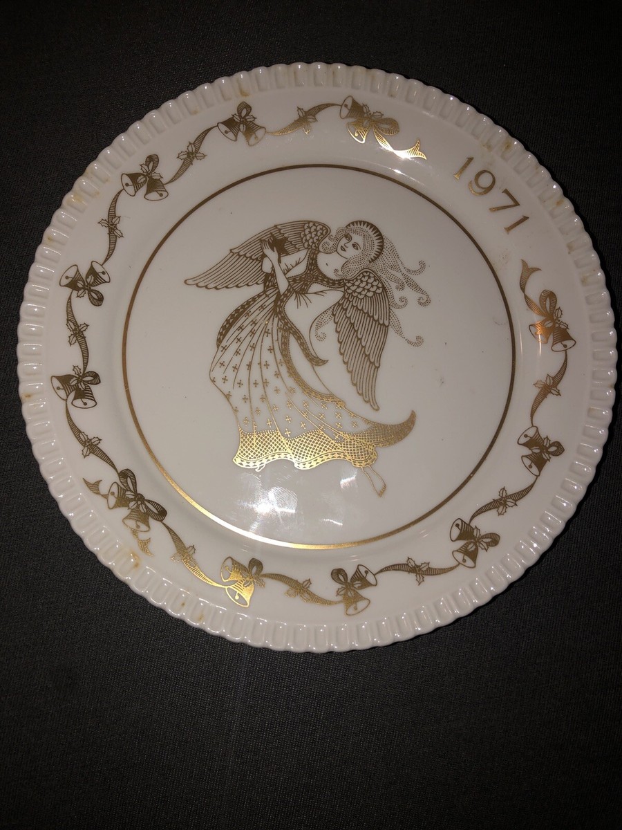 ビンテージ 希少品 (1971年) Spode Christmas Plate SPODE CHINA COMMEMORATIVE CHRISTMAS PLATE Vintage 1971 | eBay