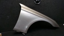 C4-39 * Mercedes CLS  W219 Kotfl&uuml;gel Seitenwand Rechts 693 Travertin beig Met