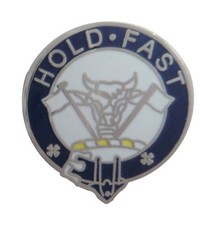 MacLeod Clan Scotland Scottish Name Pin Badge - Hold Fast