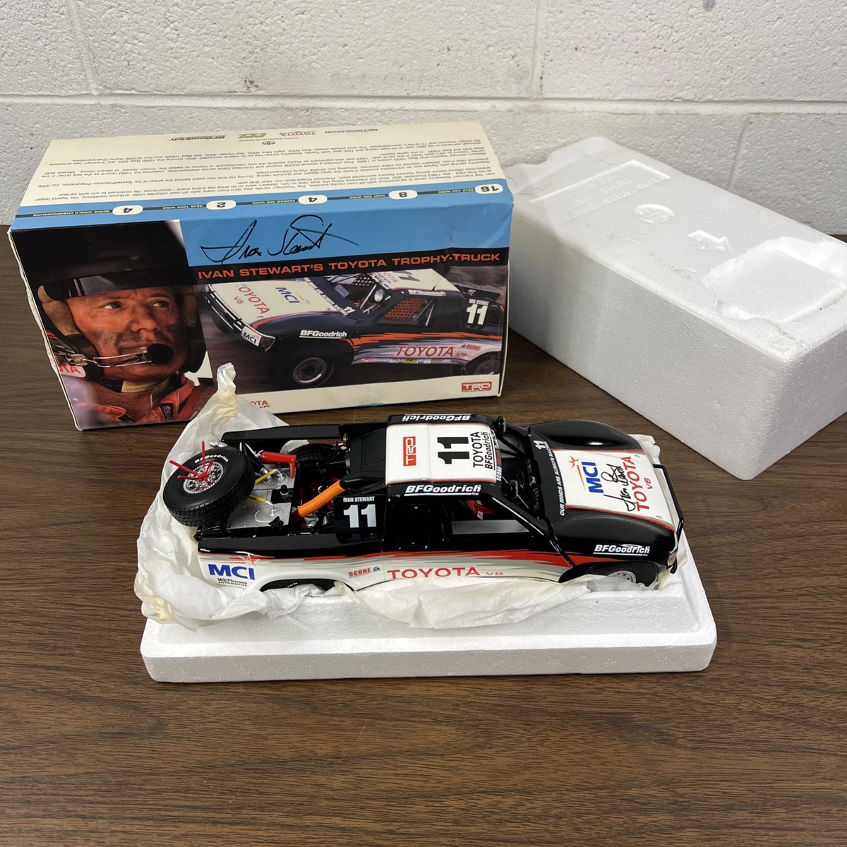 AUTOart 1:18 Scale Diecast Trucks for sale | eBay