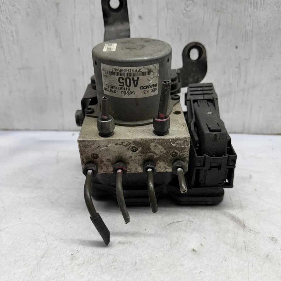 2010-12 Hyundai Genesis ABS антиблокировочный тормоз насос управления 589202M750 58920-2M750 - Изображение 2 из 4