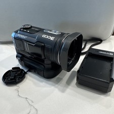 3CCD Victor 5 Mega Pixel still picture recording Digital Media Camera