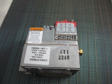 Honeywell VS820A1807 Gas Valve NEW!