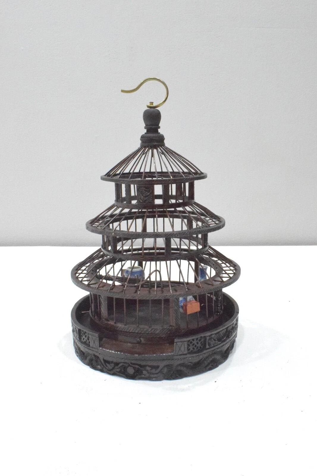 Chinese Wicker Birdcage Porcelain Water Food Bowls