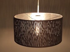 Hängeleuchte Metall schwarz, Samt grau, inne...