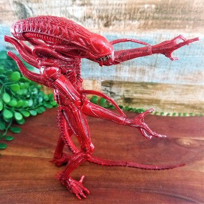 NECA Aliens Genocide Xenomorph Alien Warrior Red Series 5 Loose Action Figure