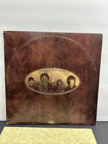 THE BEATLES - LOVE SONGS 1977 CAPITOL RECORDS 2xLP VINYL EX