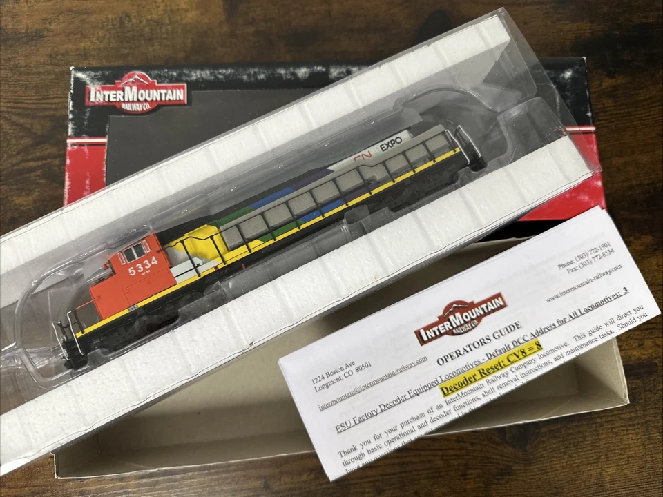 Intermountain Railway Co. HO #49305-01 SD40-2W Diesel Canadian National Expo '86 - Image 3 of 4