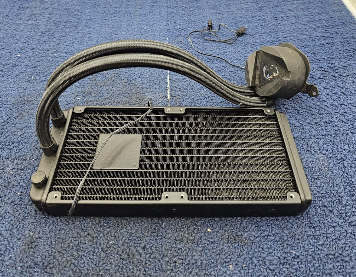 msi MAG CORELIQUID 240R V2 未開封 Amazon.com: MSI MAG CORELIQUID 240R V2 AIO CPU Liquid Cooler